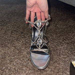 Silver heels, brand new